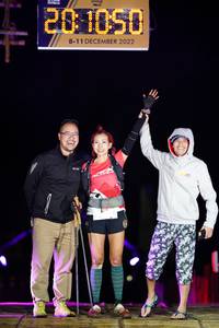 BIB: 1050, 2022
                            <button type="button" onclick="openModal(18976580)" class="btn btn-primary btn-sm float-right btn-popup" data-toggle="modal" data-target=".modal-high-quality">
                        <i class="fas fa-shopping-cart"></i> Add to Cart
                    </button>
                                            <button type="button" onclick="isThisMe(18976580, true)" class="btn btn-success btn-sm float-right btn-popup btn-isme hidden" data-toggle="tooltip" data-placement="bottom" title="นี่คือรูปของคุณใช่ไหม คลิกที่นี่เพื่อเอาเข้าอัลบั้ม">
                        <i class="fas fa-plus"></i> Add to album
                    </button>
                    <button type="button" onclick="isThisMe(18976580, false)" class="btn btn-warning btn-sm float-right btn-popup btn-isnotme hidden">
                        <i class="fas fa-ban"></i> Remove from album
                    </button>